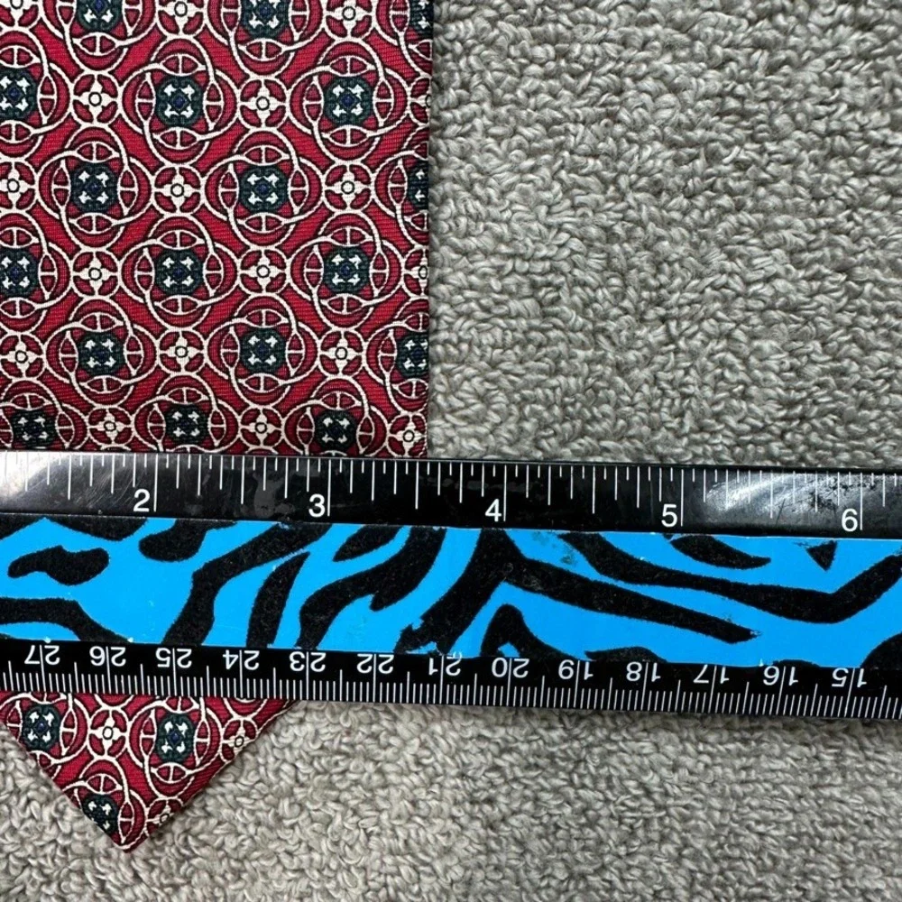 Christian Dior Monsieur Red Silk Geometric Medallion Necktie Made in USA Italy